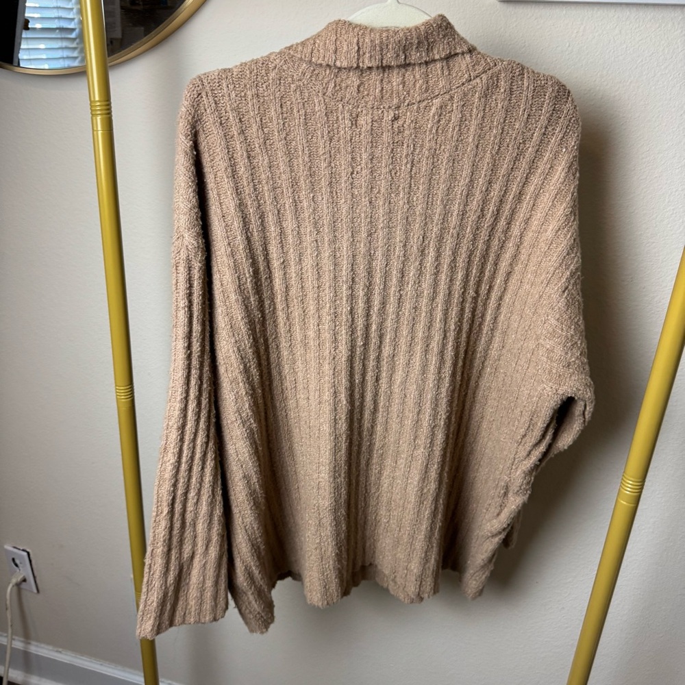 SOLDUniversal Thread NWT Cozy Tan Ribbed Knit Sweater - Picture 8 of 10